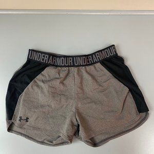 Under Armour shorts / grey & black / loose / heat gear